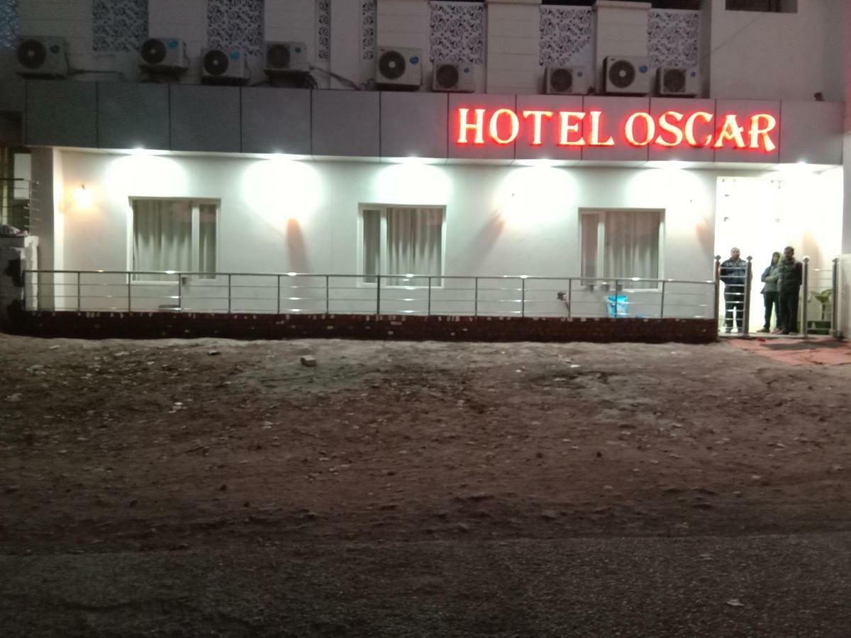 Oscar Banquet And Hotel Kalka Exterior photo